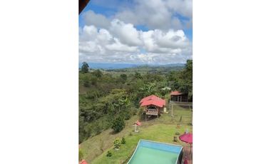 FINCA EN FILANDIA