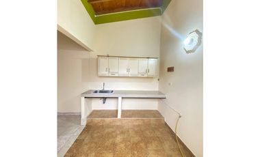 SE ARRIENDA APARTAMENTO SEGUNDO PISO BARRIO RUBÉN CRUZ VÉLEZ TULU.