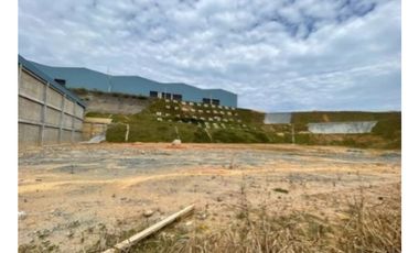 Venta Lote para Bodega Comuneros Rionegro 2.001 Mts2