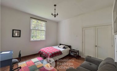 Casa esquinera en arriendo, barrio La Francia, Manizales