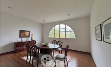 Casa esquinera en arriendo, barrio La Francia, Manizales