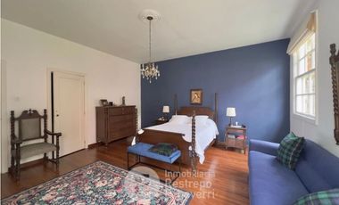 Casa esquinera en arriendo, barrio La Francia, Manizales