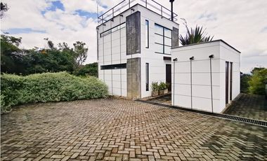 Casa Duplex Amoblado en Arriendo en Guasca