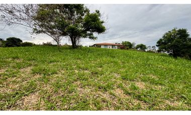 Lote en venta en condominio campestre - La Buitrera Palmira Valle