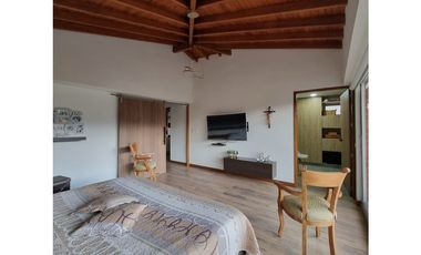 Venta de casa en la Estrella- Sector Suramerica