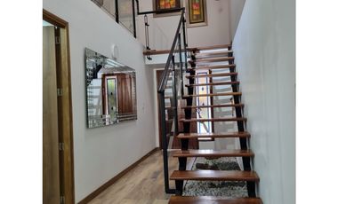 Venta de casa en la Estrella- Sector Suramerica
