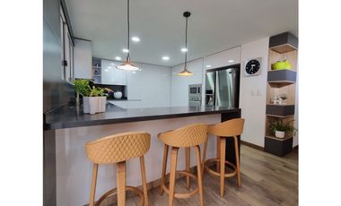 Venta de casa en la Estrella- Sector Suramerica