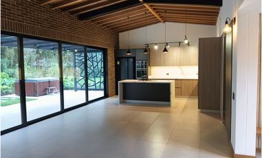 Venta De Casa Campestre En La Ceja Via San Antonio La Ceja