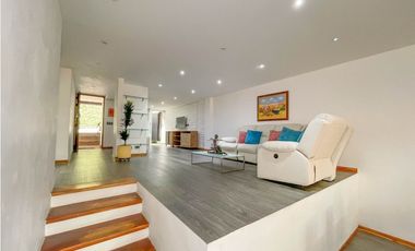 Casa Amoblada en el Tesoro