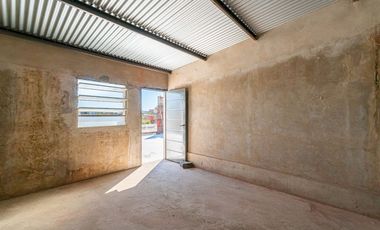 Galpón en venta zona Sur a una cuadra de Uriburu