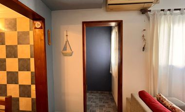 VENTA CASA - PLANTA ALTA - A 2 CUADRAS DE BV