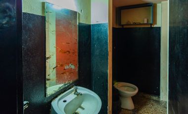 Locales comerciales lote prop venta Casanova centr