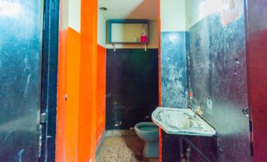 Locales comerciales lote prop venta Casanova centr