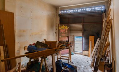 Locales comerciales lote prop venta Casanova centr
