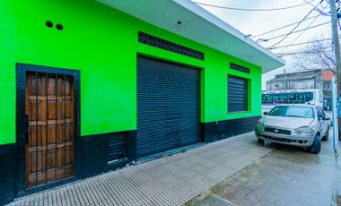 Locales comerciales lote prop venta Casanova centr
