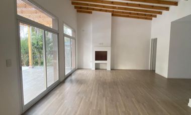 VENTA CASA INDIO CUA GOLF, EXALTACION DE LA CRUZ
