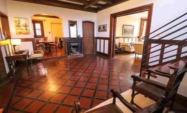 EXCELENTE CASA  EN  EL MEJOR LUGAR DE SAN ISIDRO
