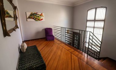 EXCELENTE CASA  EN  EL MEJOR LUGAR DE SAN ISIDRO