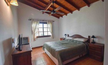VENTA CASA 4 AMBIENTES EN VALERIA DEL MAR