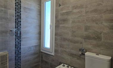 CASA EN VENTA COSTA ESMERALDA SECTOR DEPORTIVO