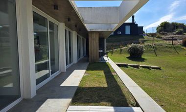 CASA EN VENTA COSTA ESMERALDA SECTOR DEPORTIVO