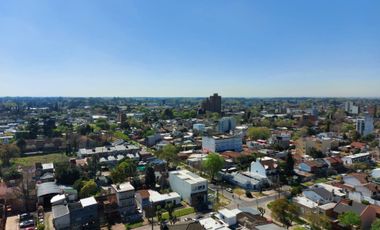 VENTA DEPARTAMENTO 4 AMB CON COCH APTO CREDITO