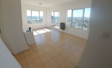 VENTA DEPARTAMENTO 4 AMB CON COCH APTO CREDITO