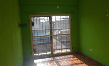 CASA 3 AMB +5 DPTOS.DE 2 AMB.EN VENTA SAN MIGUEL