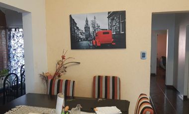 CASA 3 AMB +5 DPTOS.DE 2 AMB.EN VENTA SAN MIGUEL