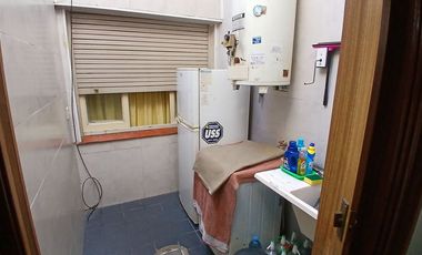 VENTA PH 4 AMb EN GERLI CON PATIO GARAGE Y TERRAZA