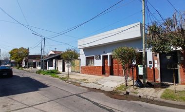 VENTA PH 4 AMb EN GERLI CON PATIO GARAGE Y TERRAZA
