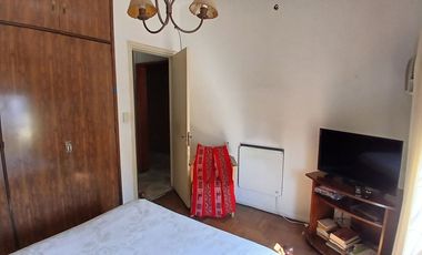 VENTA PH 4 AMb EN GERLI CON PATIO GARAGE Y TERRAZA