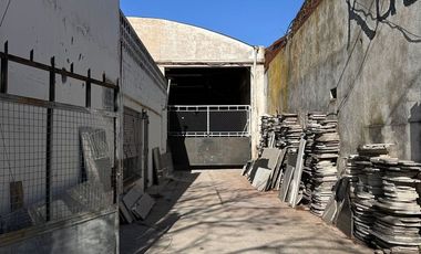 CASA EN VENTA EN PEHUAJÓ CON GALPÓN