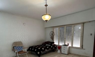 CASA EN VENTA EN PEHUAJÓ CON GALPÓN