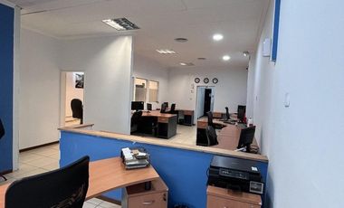 Venta Oficina local comercial las Rosas Plaza