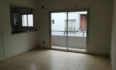 DEPTO 2 AMBIENTES AMPLIO 50 MTS LAVALLE 681 SAN FERNANDO