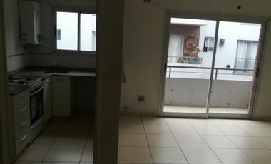 DEPTO 2 AMBIENTES AMPLIO 50 MTS LAVALLE 681 SAN FERNANDO