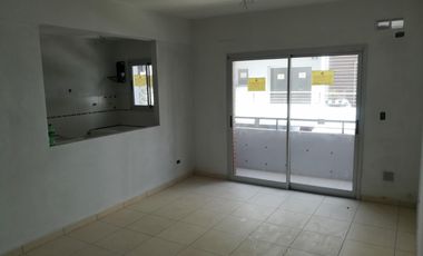 DEPTO 2 AMBIENTES AMPLIO 50 MTS LAVALLE 681 SAN FERNANDO
