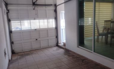 CASA AMUEBLADA DE 1 PISO