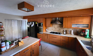 CASA EN VENTA EN AV. NACIONES UNIDAS, PARQUE REGENCY, ZAPOPAN