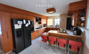 CASA EN VENTA EN AV. NACIONES UNIDAS, PARQUE REGENCY, ZAPOPAN