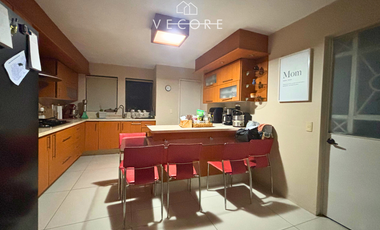 CASA EN VENTA EN AV. NACIONES UNIDAS, PARQUE REGENCY, ZAPOPAN