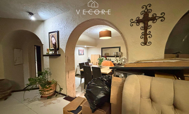 CASA EN VENTA EN AV. NACIONES UNIDAS, PARQUE REGENCY, ZAPOPAN