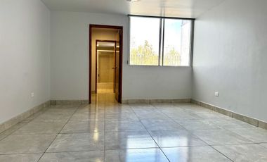 Departamento con uso de suelo en Venta  (Zona Río)