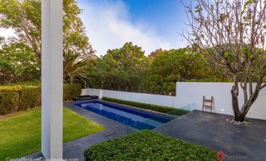 Casa con Alberca de Lujo en Renta en Fracc. Las Palmas Zapopan