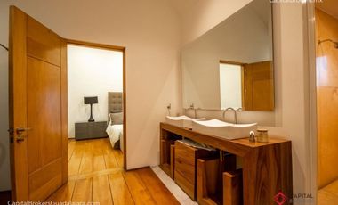 Casa con Alberca de Lujo en Renta en Fracc. Las Palmas Zapopan