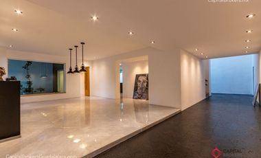 Casa con Alberca de Lujo en Renta en Fracc. Las Palmas Zapopan