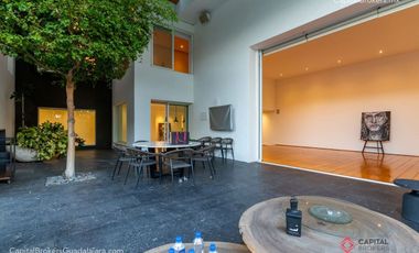 Casa con Alberca de Lujo en Renta en Fracc. Las Palmas Zapopan