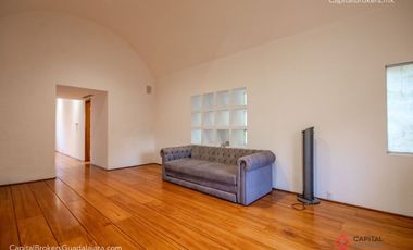 Casa con Alberca de Lujo en Renta en Fracc. Las Palmas Zapopan