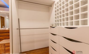 Casa con Alberca de Lujo en Renta en Fracc. Las Palmas Zapopan